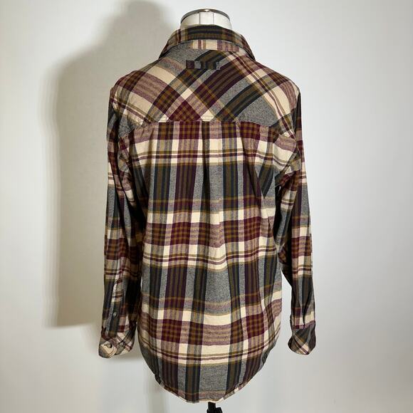 Legendary Whitetails Buck Camp Flannel Shirt Mens Small Plaid Hunting Homestead - Picture 5 of 10
